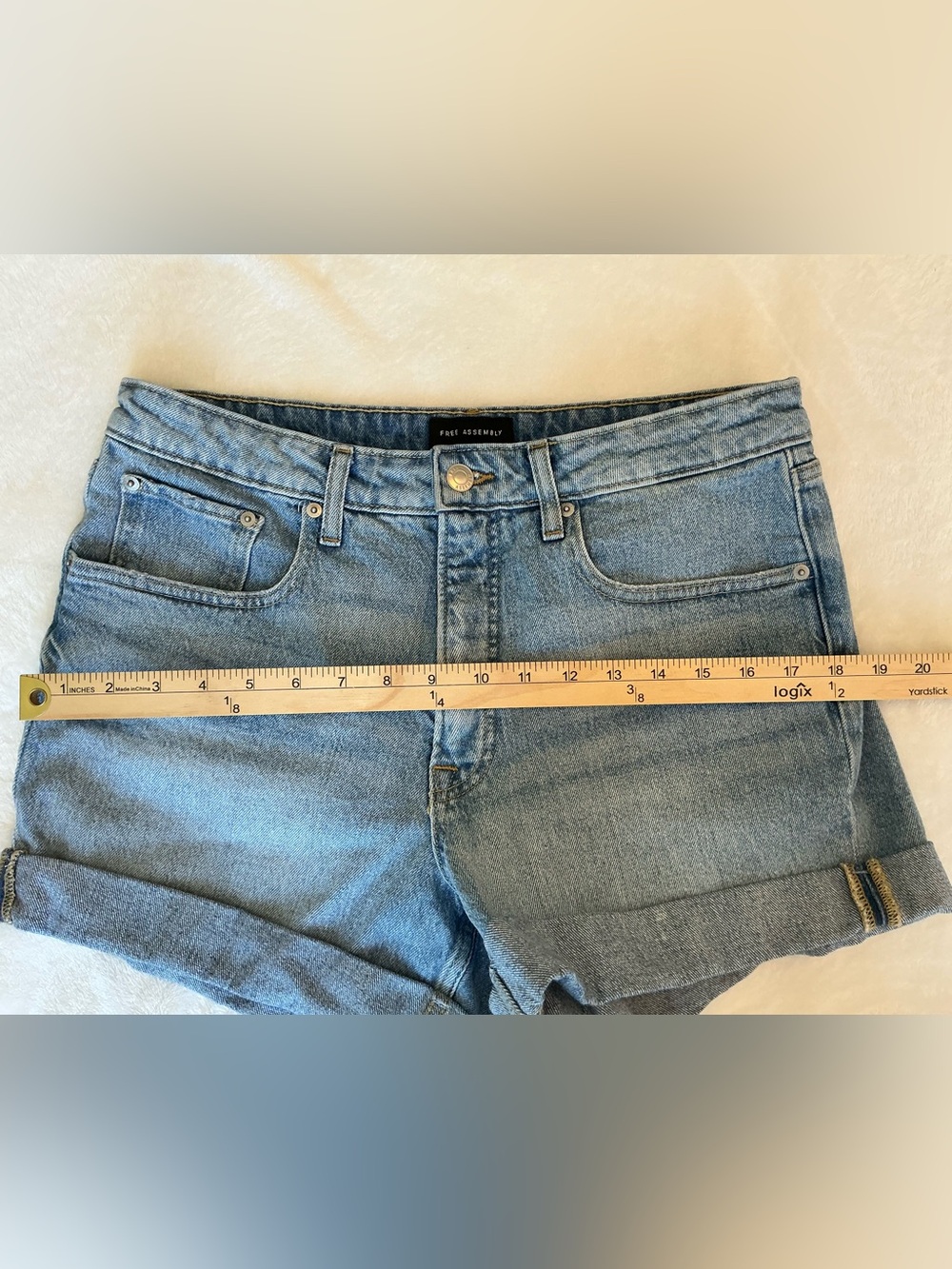 Free Assembly Denim Shorts Sz 12 Organic Cotton Stretch Jean Shorts Light Wash - Picture 13 of 13